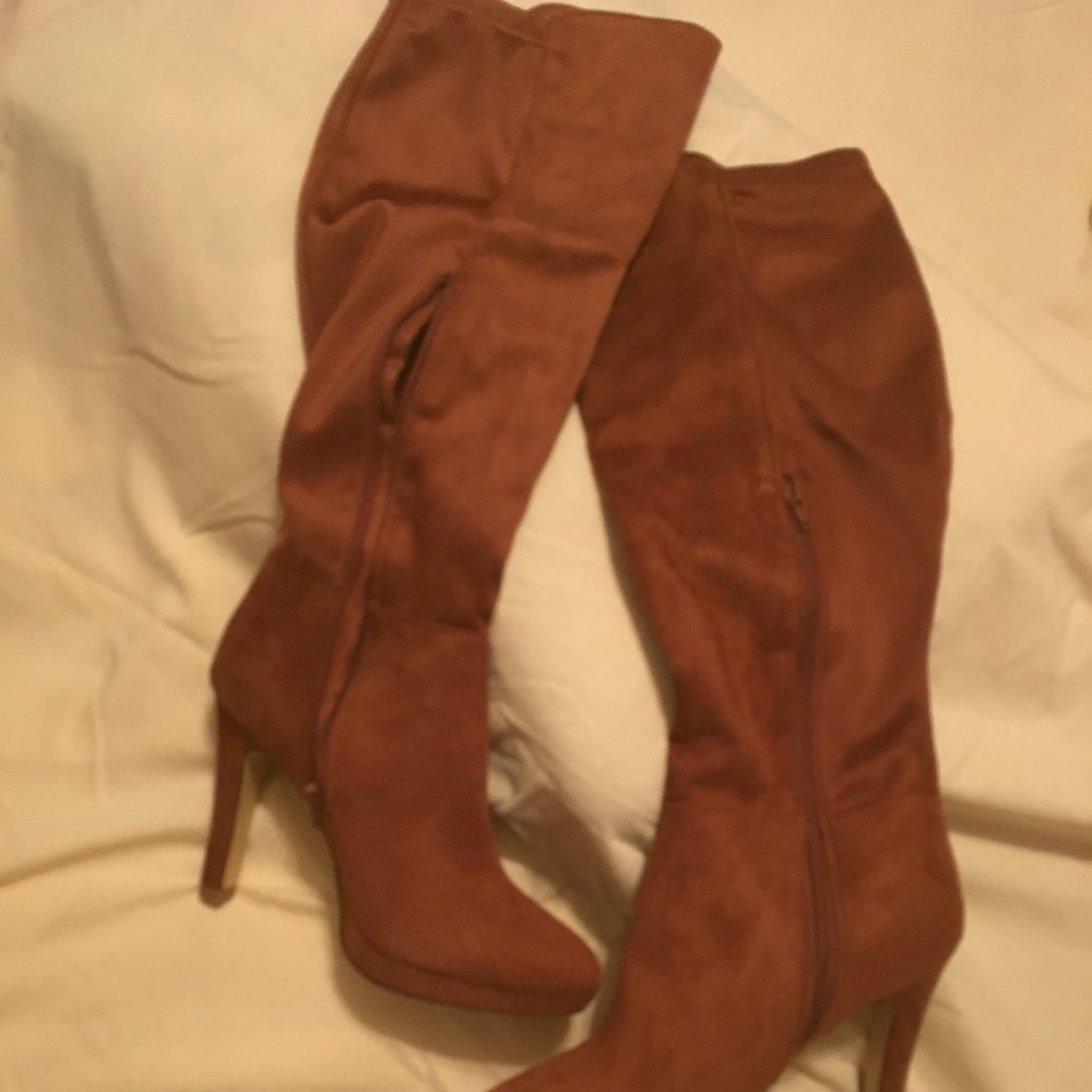 Izabella Rue Platform Boots
